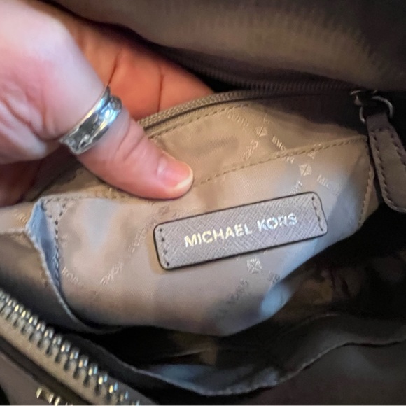 Michael Kors Large Lavender Tote - Picture 4 of 5